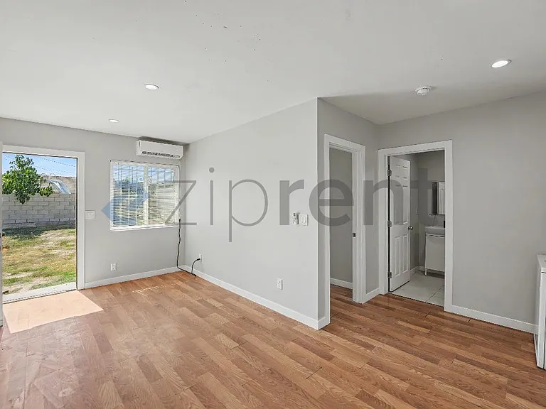 1346 San Bernardino Ave — Photo 8
