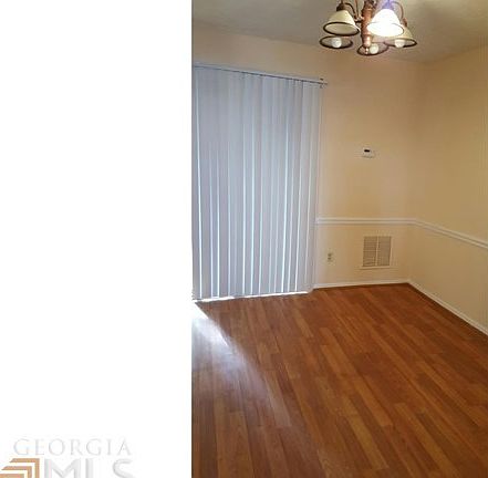 3rd image of 3007 Queen Anne Ct