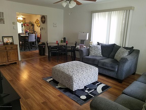 4th image of 16A Maine Ave