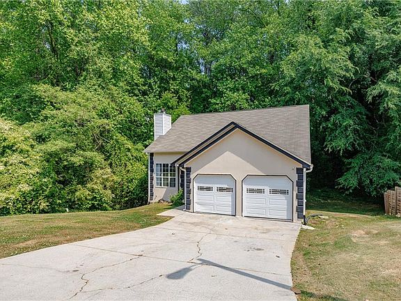 2nd image of 2211 Sandridge Pl SW