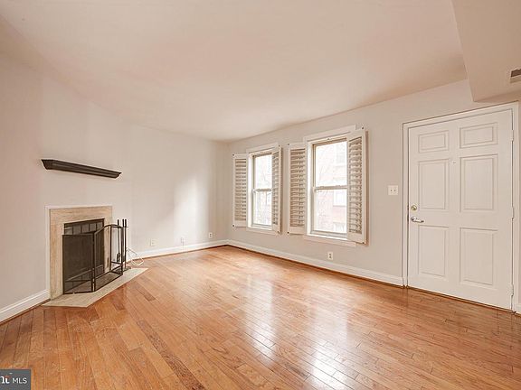 3rd image of 91 14th St NE #91