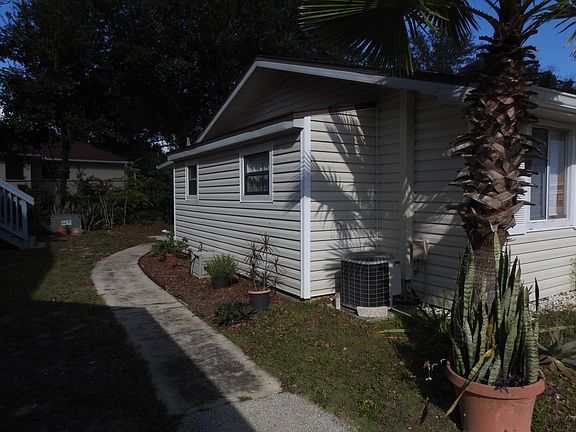 2nd image of 10301 Us Hwy 27 Unit 101