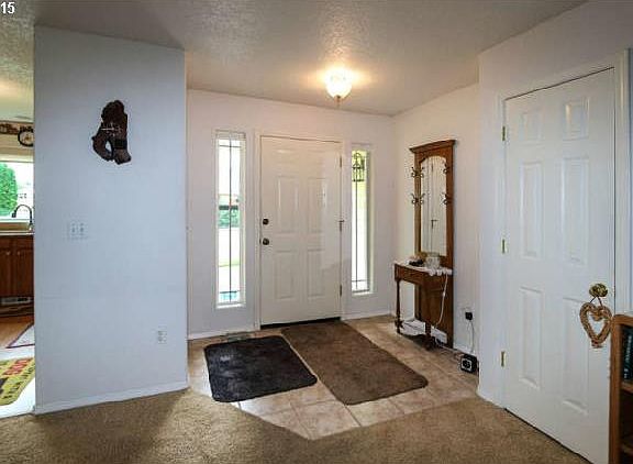 2nd image of 9017 NE 90th St