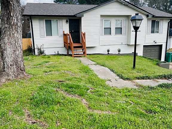 3rd image of 8908 Thomas Rd