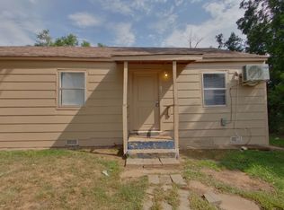 2448 S Holyoke Ln, Wichita, KS 67210