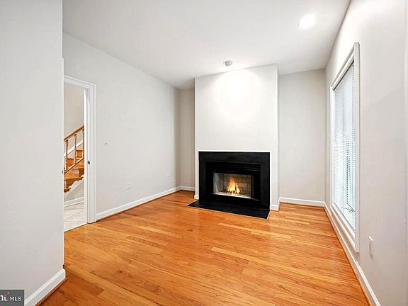 4th image of 5330 Connecticut Ave NW