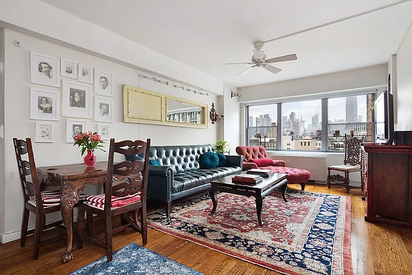 Sold by Compass | media 1