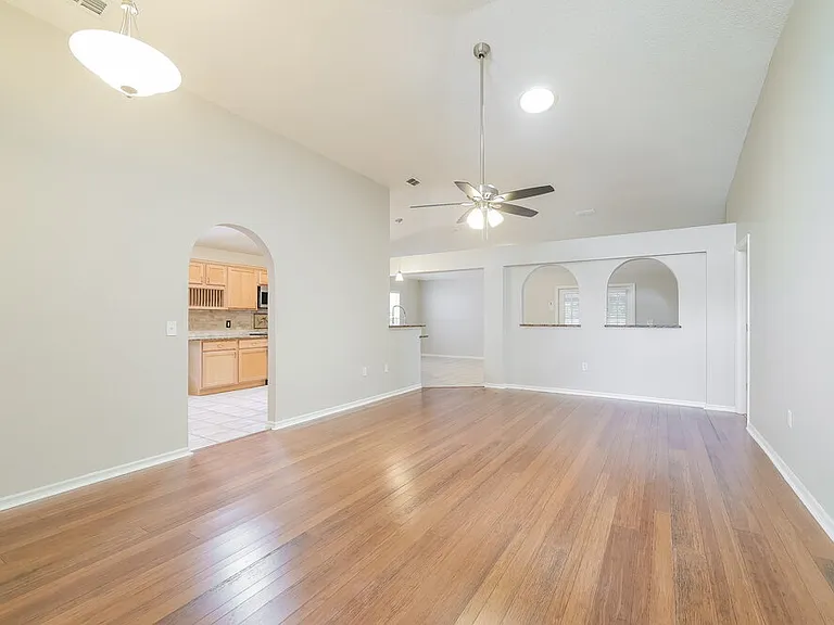 128 Oak View Pl — Photo 3