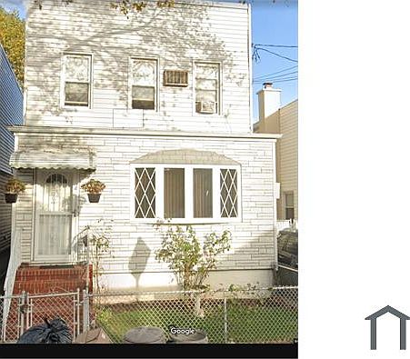 1st image of 6920 60th Ave #2