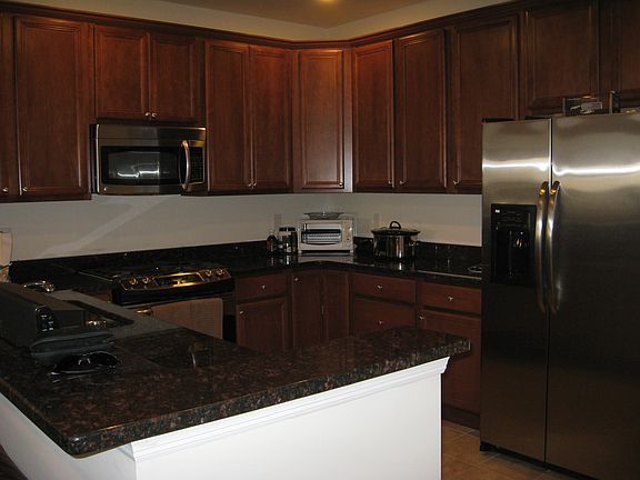 Updated Kitchen/Granite 