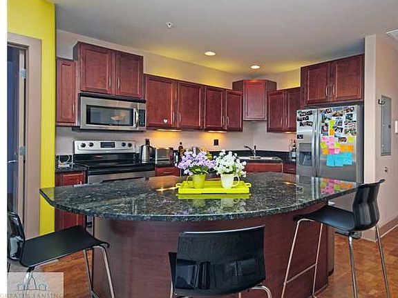5th image of 600 E Albert Ave #414