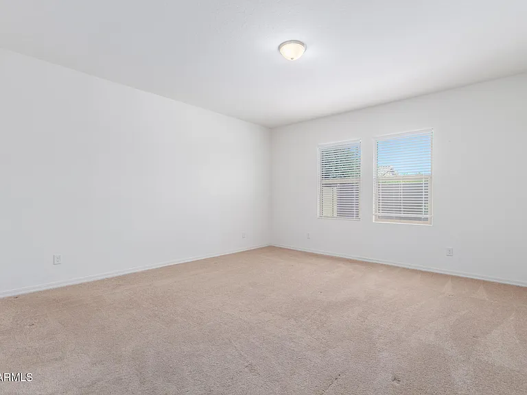 2415 E San Miguel Dr — Photo 9