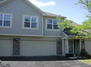 6765 E Mount Vernon Ct, Gurnee, IL 60031