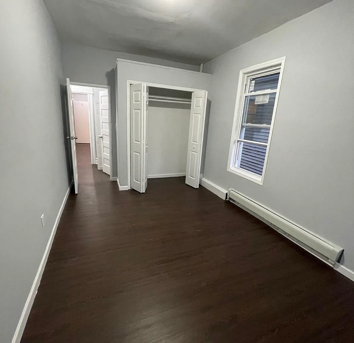 3 bed, $1,900 — Photo 1