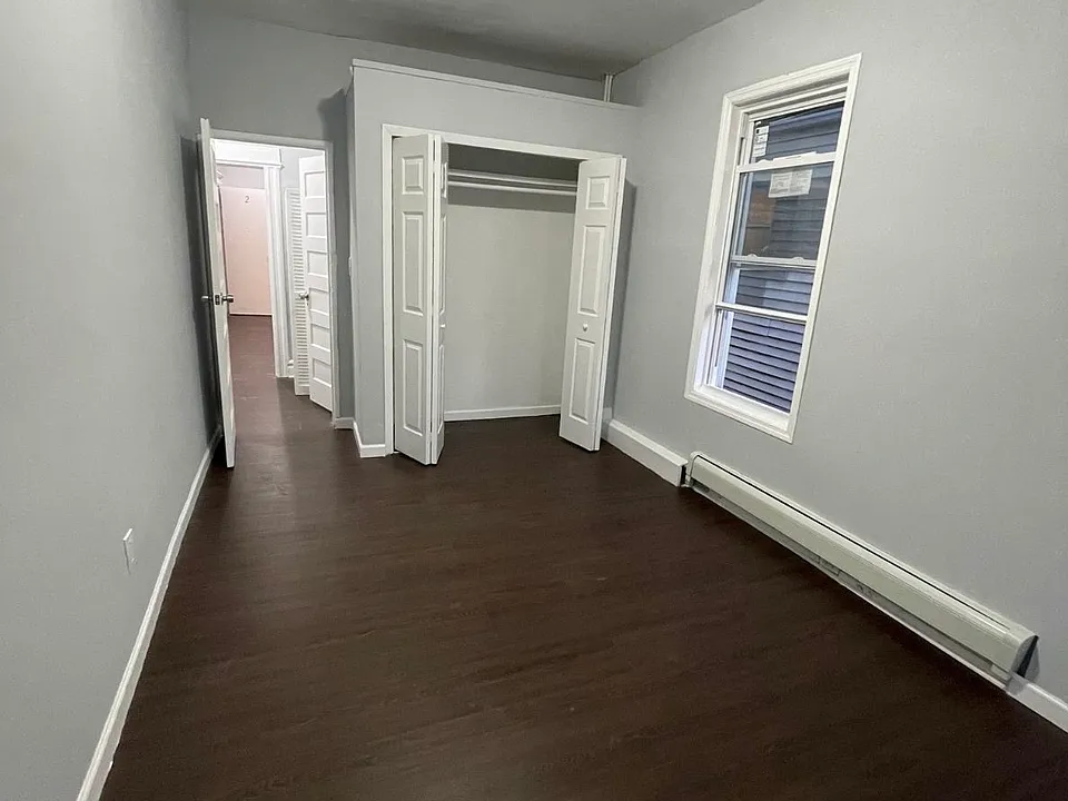 172 N 12th St #2