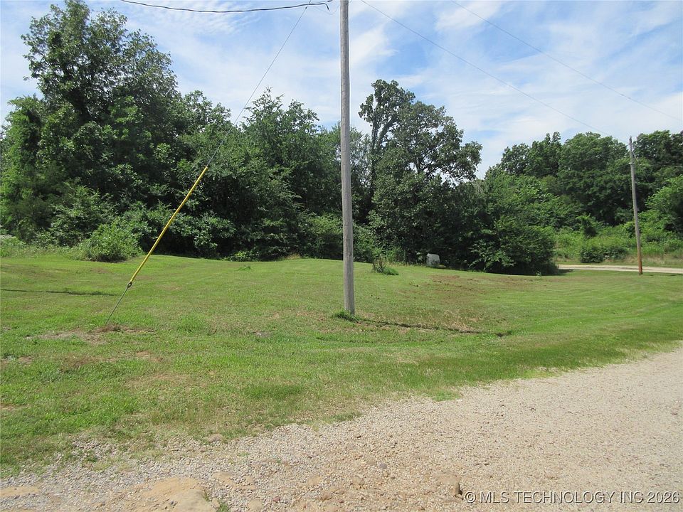 2nd image of 4192 Road