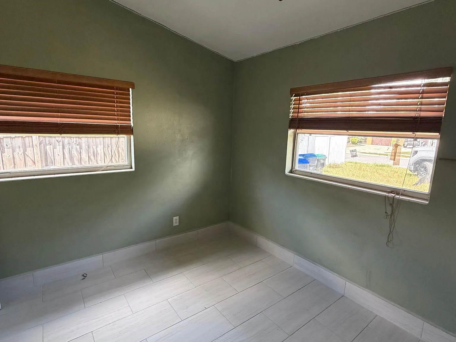 5306 Satel Dr - - — Photo 4