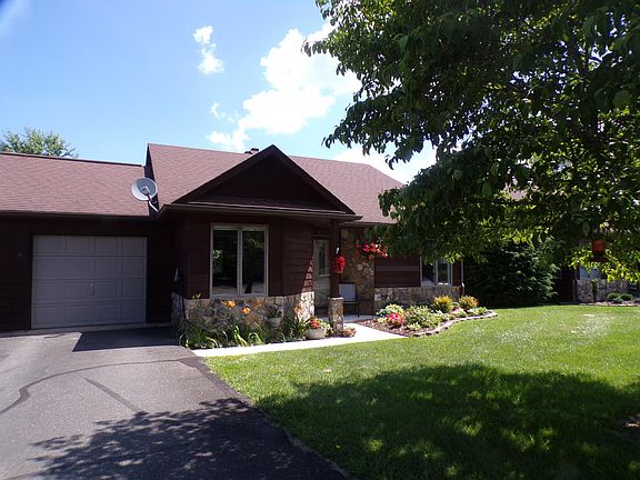 2nd image of 264 Sage Valley Cir