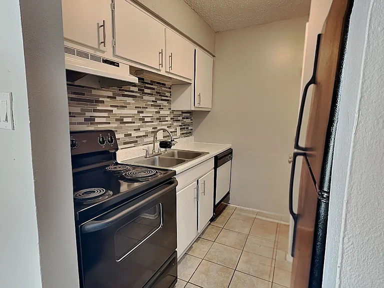5601 Birchman Ave — Photo 5