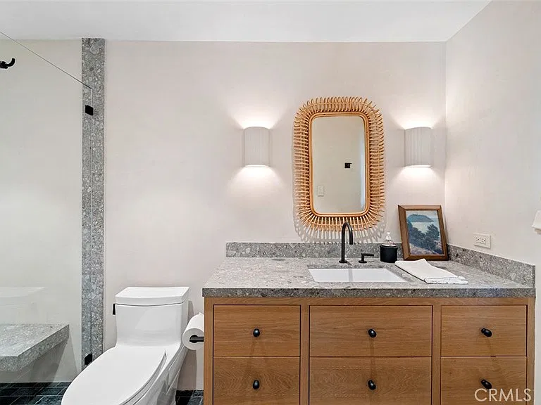 27 Emerald Bay — Photo 38