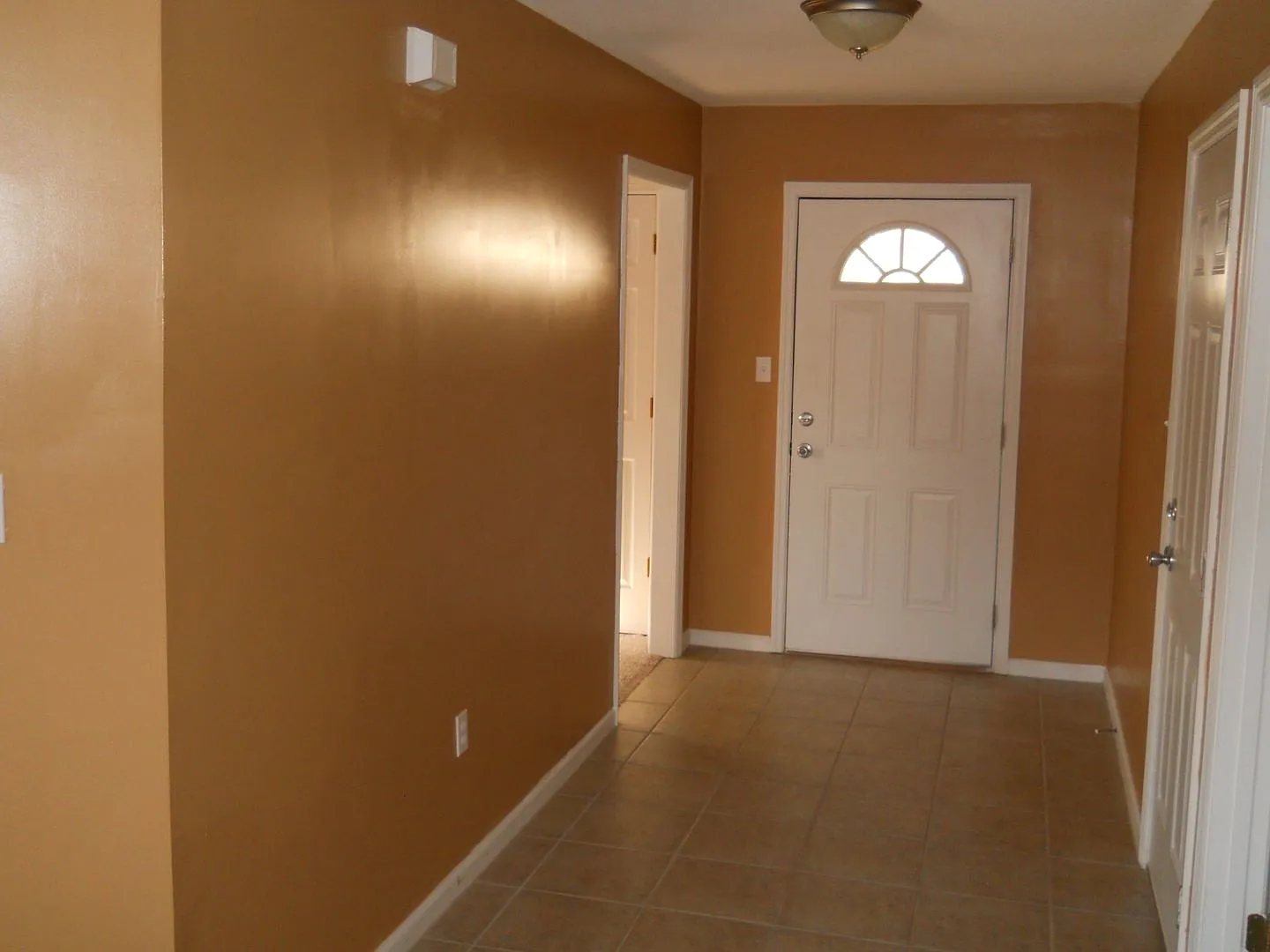 3 BR 2 BA in Hahira — Photo 2