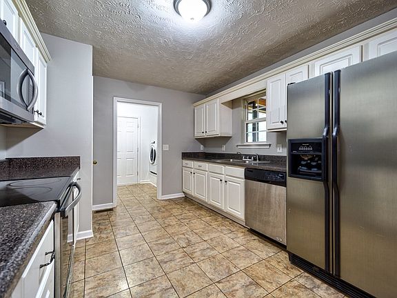 4th image of 106 Gardenwood Ct