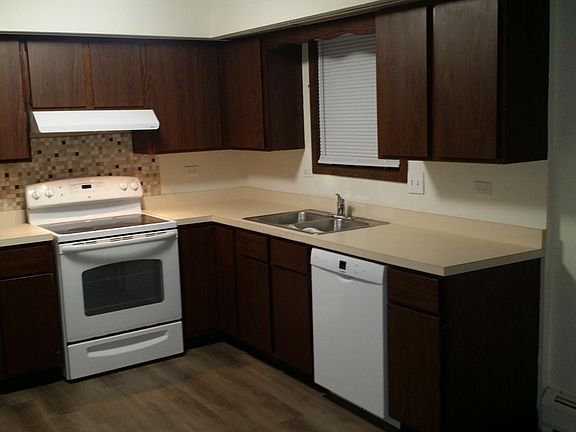 5th image of 1307 Taft Ave APT A