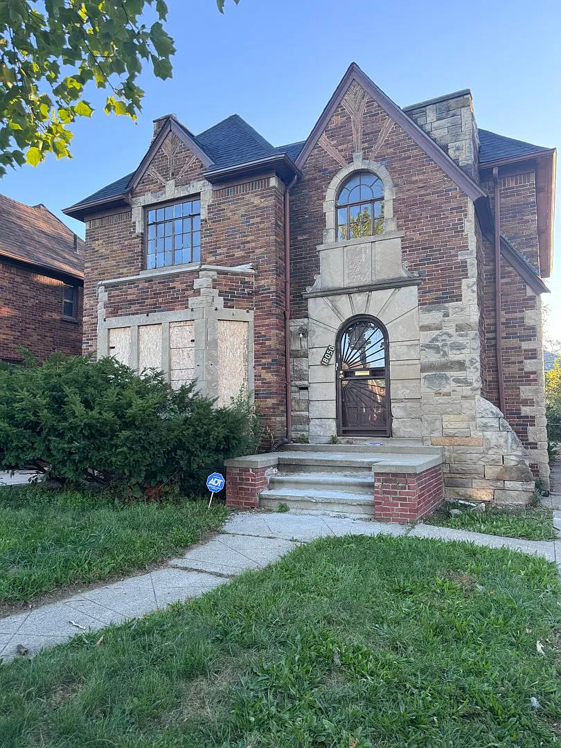 Beautiful historic updated home! — Photo 1