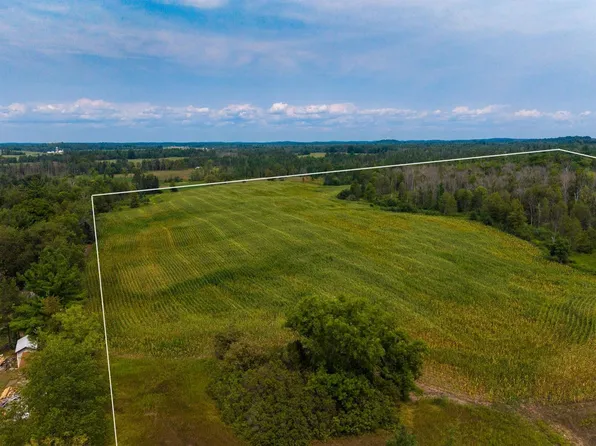 358 County Rd, Daggett, MI 49821