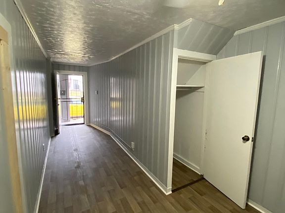 2nd image of 2201 Griffiths Ave APT 1