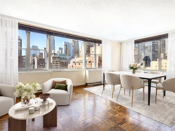 137 East 36th Street image 2 of 9