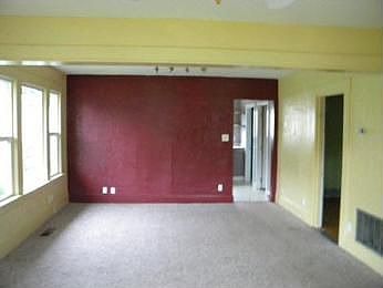 2nd image of 1111 W Railroad Ave