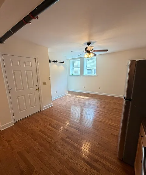 141-147 W Market St #2B — Photo 2