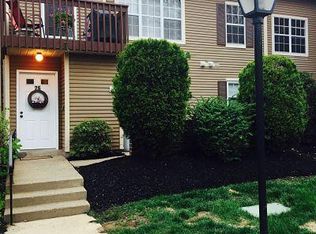 26 Hickory Dr, Horsham, PA 19044