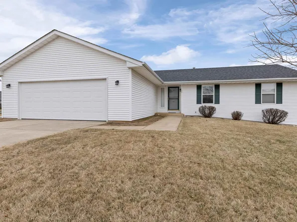 185 Autumnwood Ln, Davis Junction, IL 61020