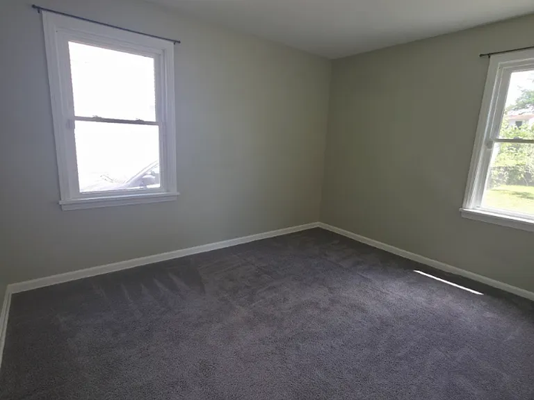 25280 Shoreview Ave — Photo 6
