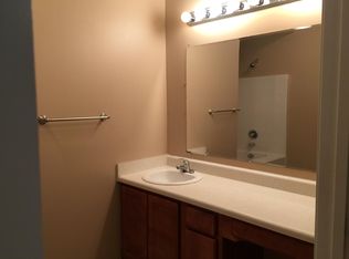 202 Fairgrove Ln, Fairburn, GA 30213