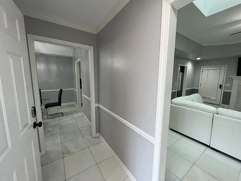 10120 Sunlight Dr — Photo 4