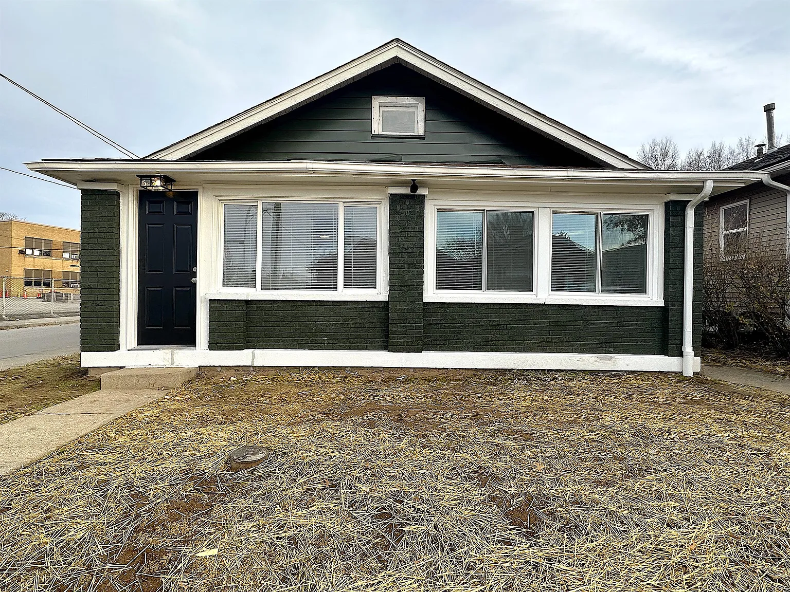 1501 Dawson St photo 1