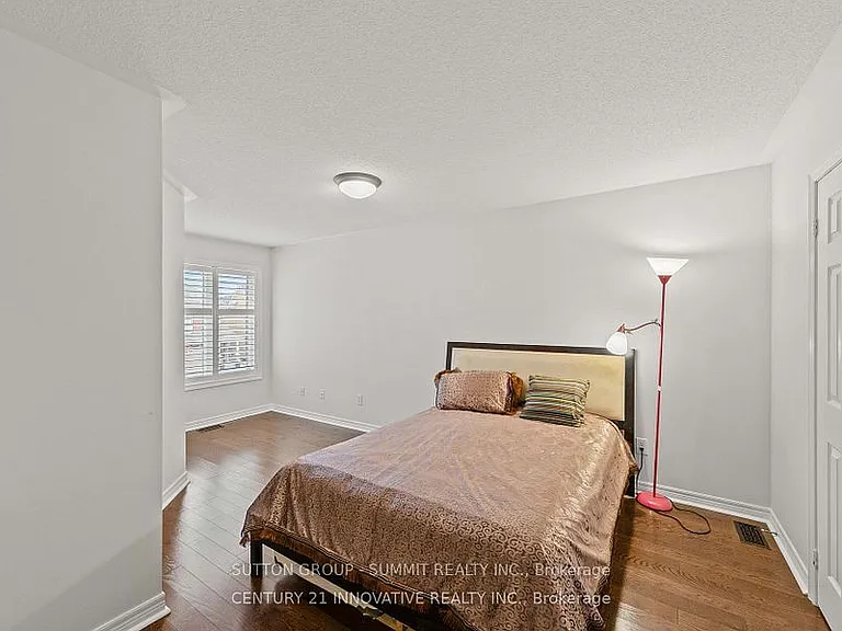 3265 Cabano Cres N — Photo 15