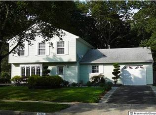 536 Leawood Ave, Toms River, NJ 08755