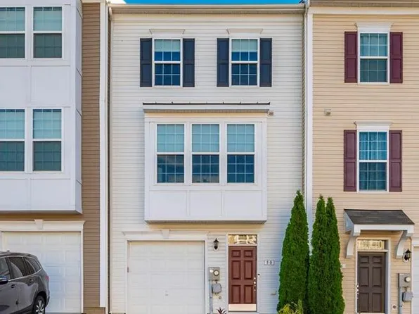 50 Landis Ct, Falling Waters, WV 25419