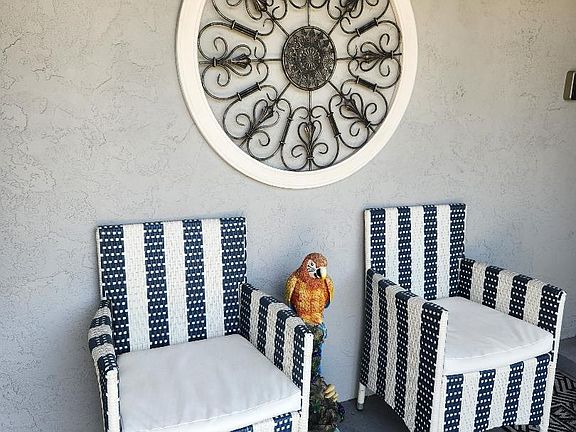 Front screened porch