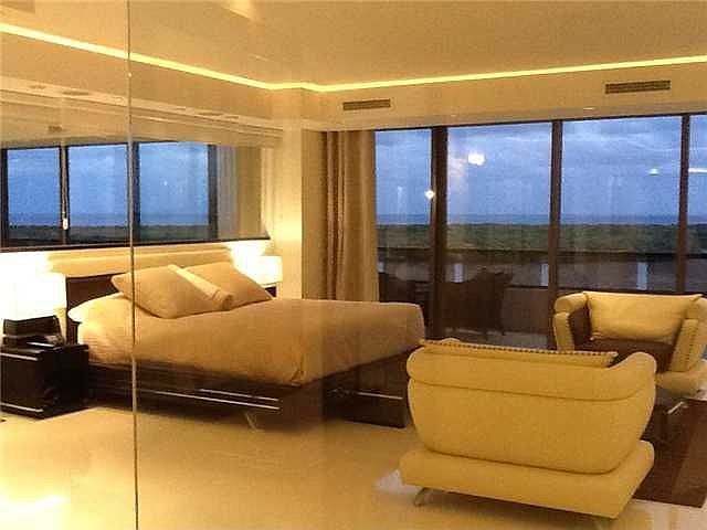 1st image of 100 Lakeshore Dr APT 951