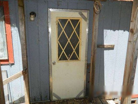 5th image of 19089 Hillhaven Rd