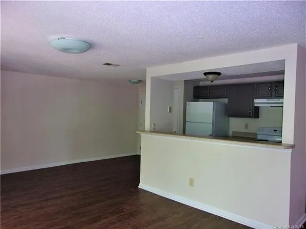 1600 Arlyn Cres #K, Charlotte, NC 28213