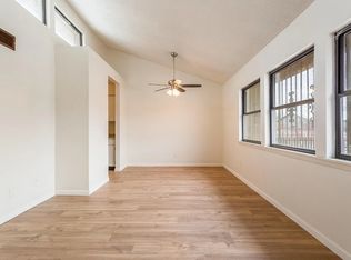 157 Sunset Pl SW, Albuquerque, NM 87105