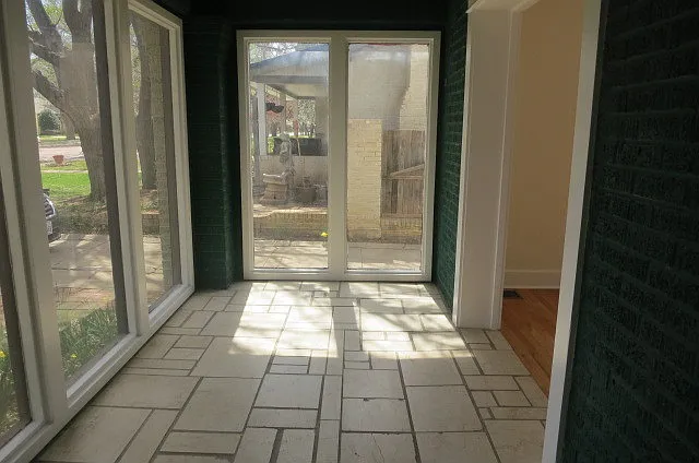 2402 S Hughes St — Photo 10