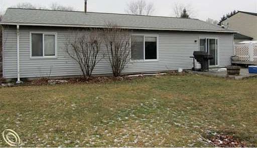 2nd image of 1093 Meadowcrest Dr