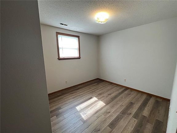 4th image of 779 S Main St #5